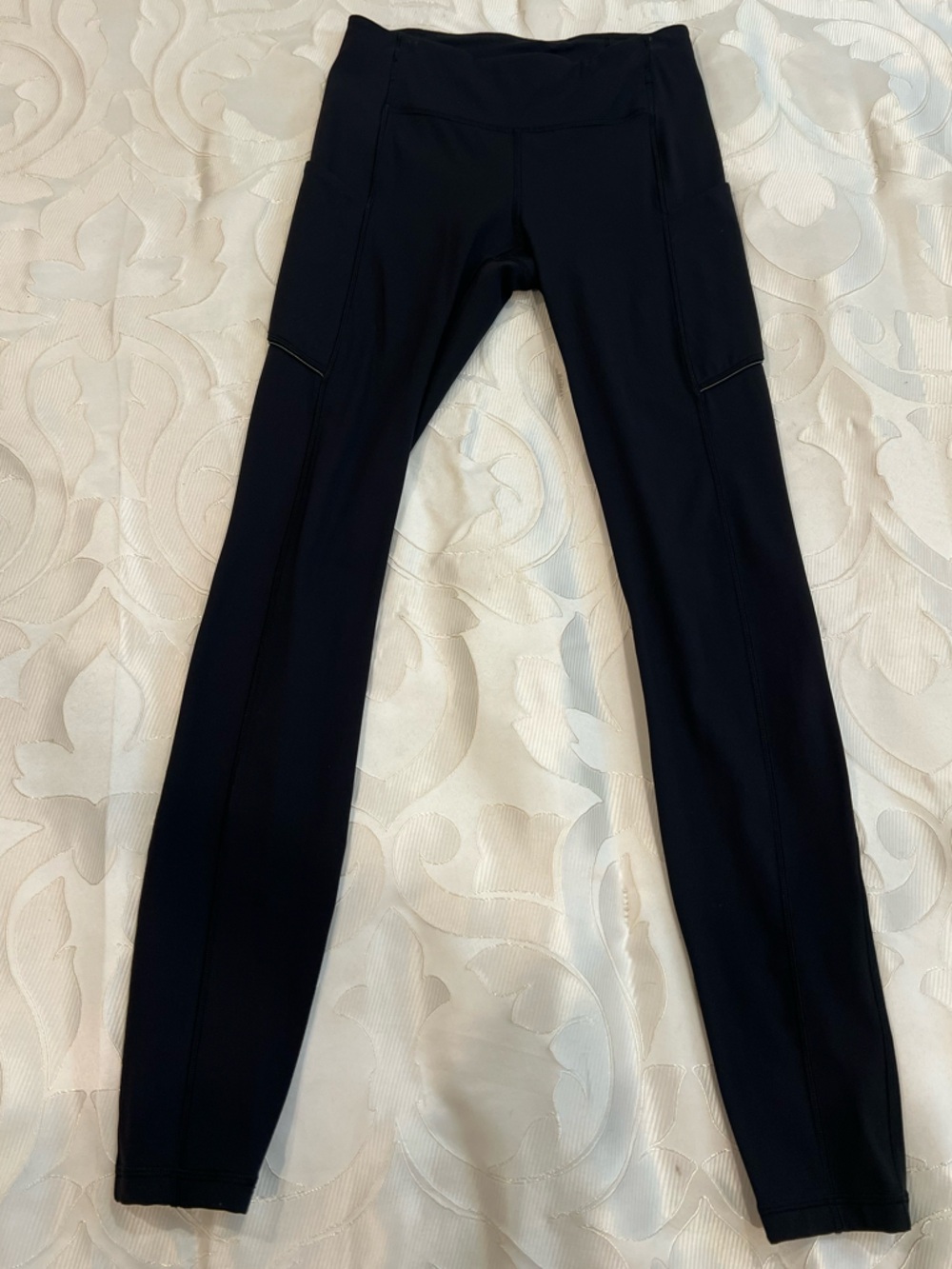 lululemon athletica Black Mid-Rise Leggings
